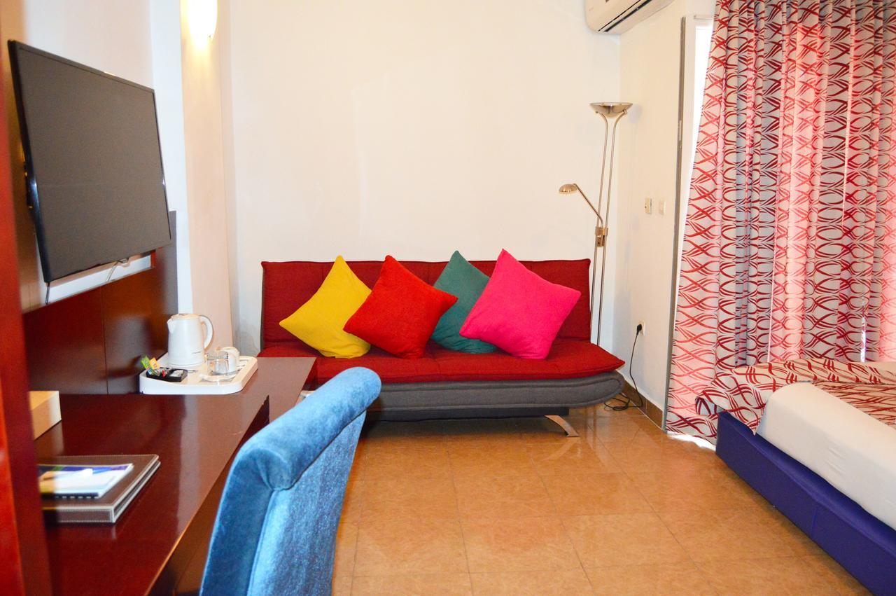 Léon Hôtel Kinshasa Ngoại thất bức ảnh