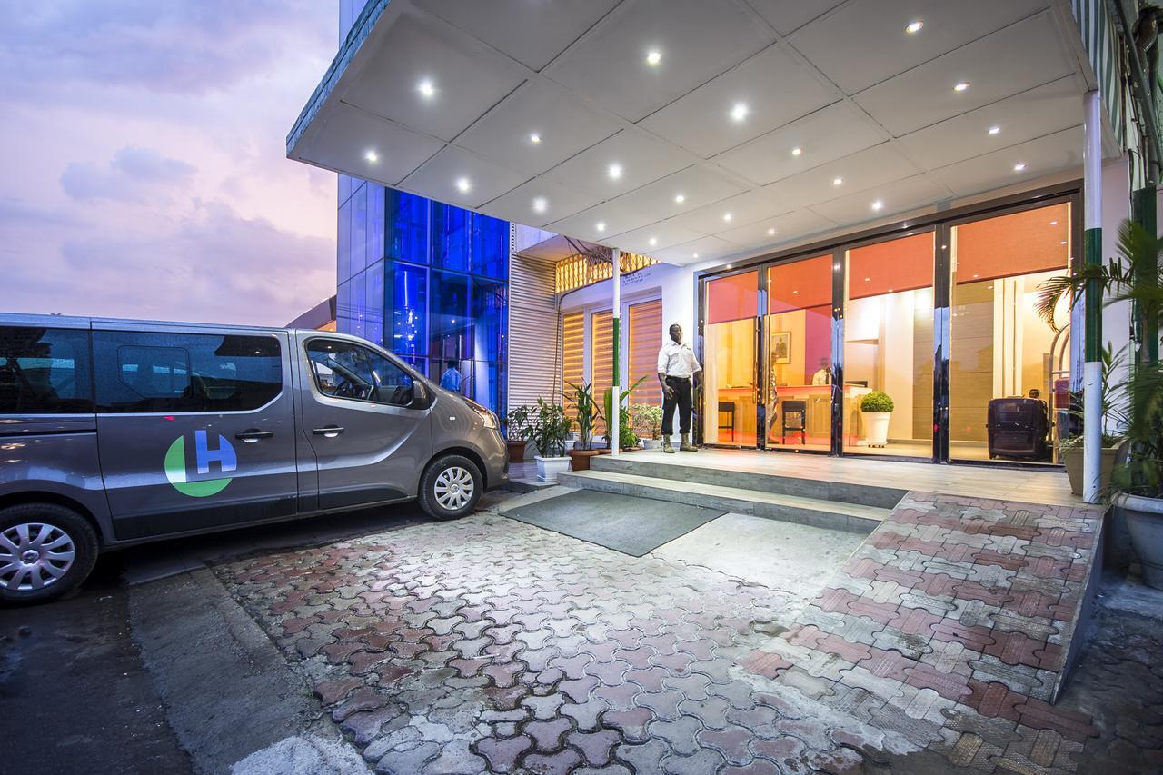 Léon Hôtel Kinshasa Ngoại thất bức ảnh