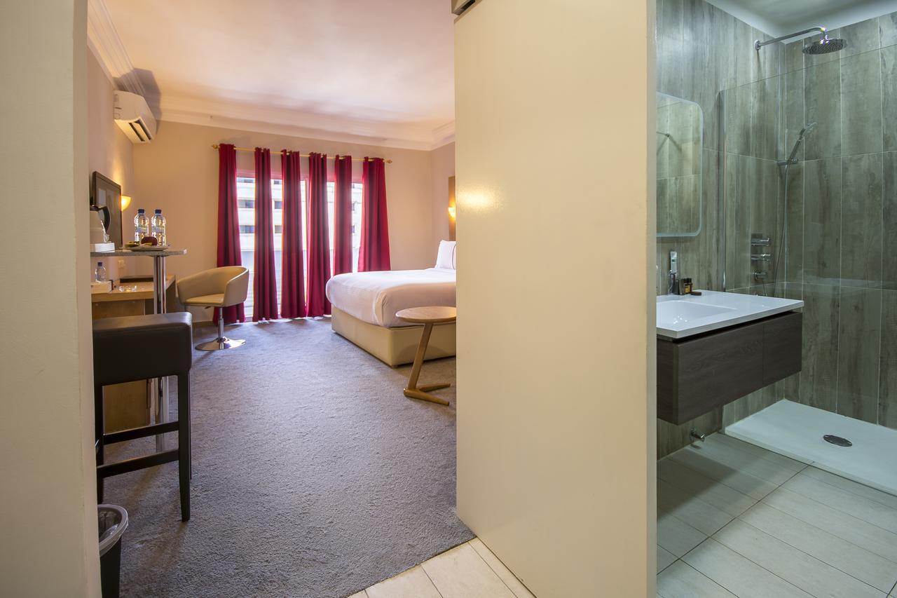 Léon Hôtel Kinshasa Ngoại thất bức ảnh